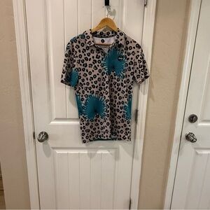 DuVin Men's Leopard Print Polo Shirt with Teal Accents